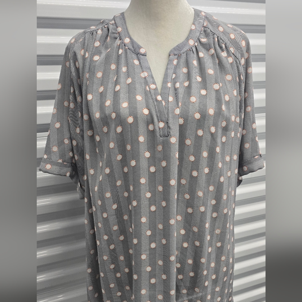 Worthington Gray and Orange Geometric Blouse